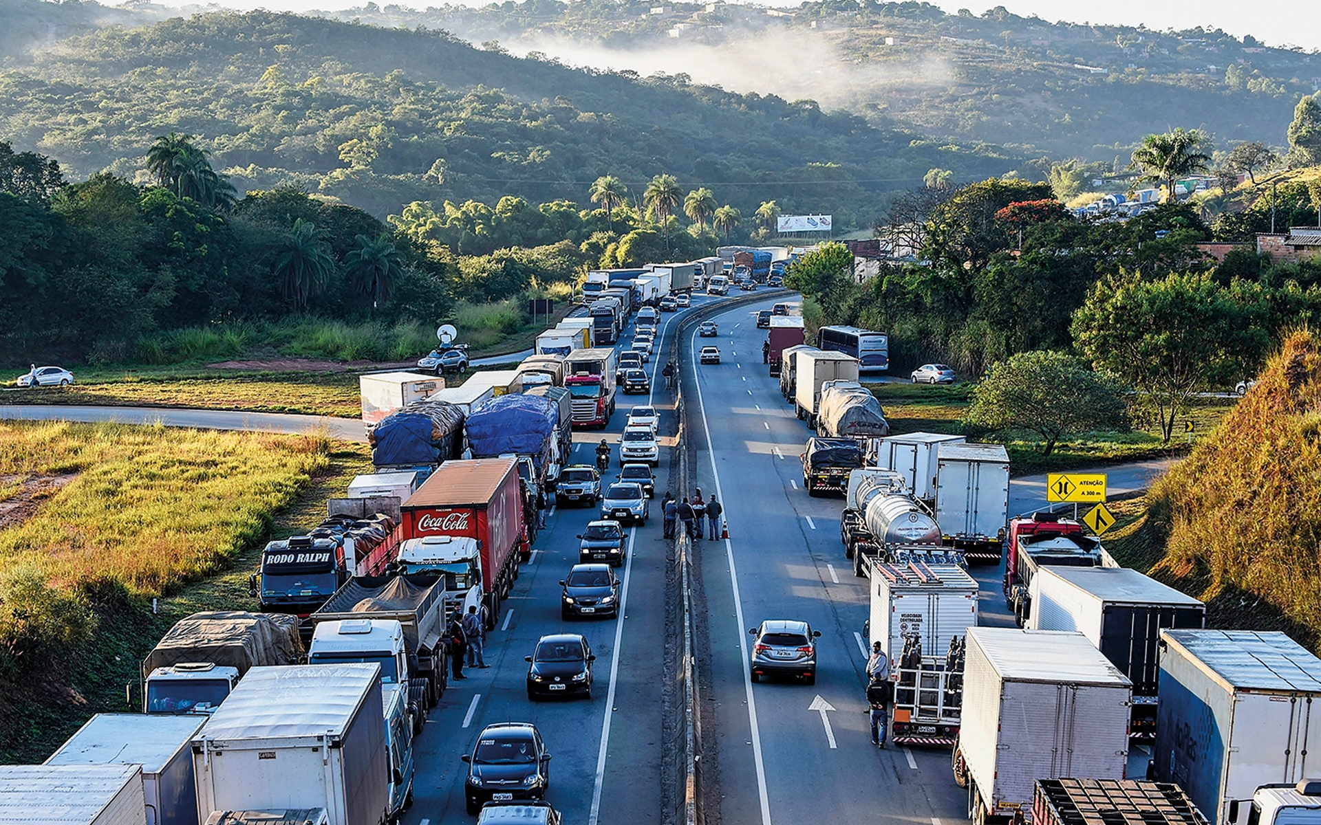 Auxilio-Caminhoneiro-de-R-1.000-ira-comecar-no-mes-de-Agosto-saiba-quem-recebe