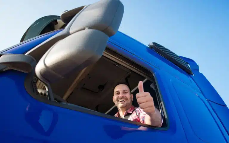 Auxílio Caminhoneiro: Como solicitar o benefício no mês de Agosto?