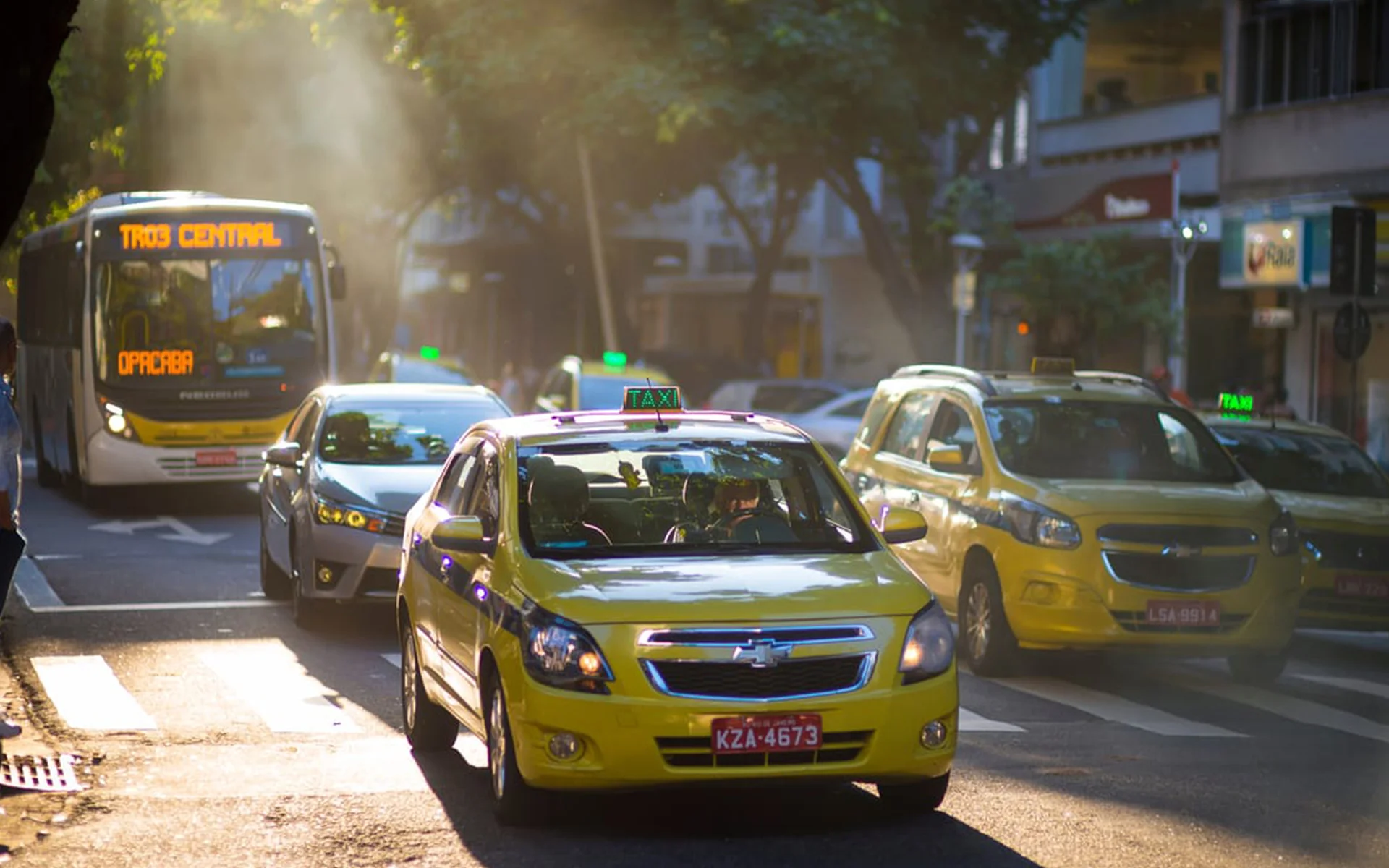 Auxílio Taxista 2022: Confira o calendário e o valor das parcelas