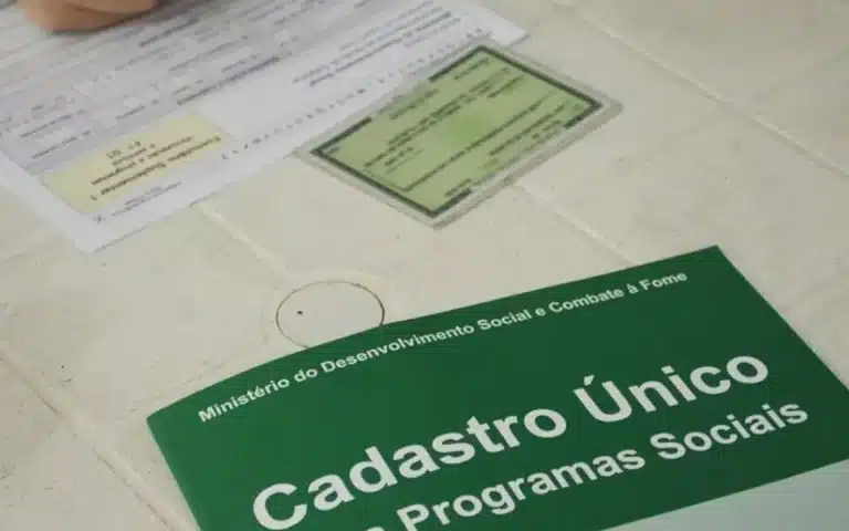 Auxílio Brasil será pago somente para quem tiver os dados atualizados no CadÚnico; Veja como atualizar