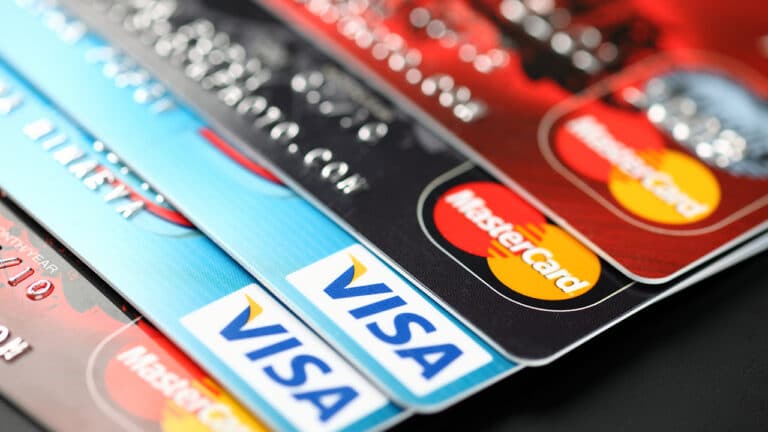 Cartões de Crédito para negativados; Quais Bancos Oferecem?