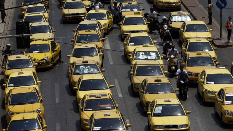 Auxílio Taxista: Benefício ainda pode ser Solicitado; Saiba Como