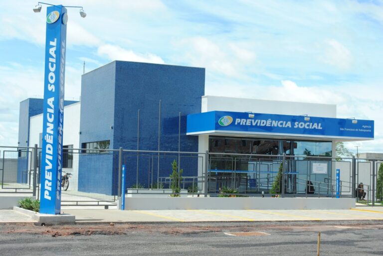 INSS volta a pagar o 13º SALÁRIO de seus segurados