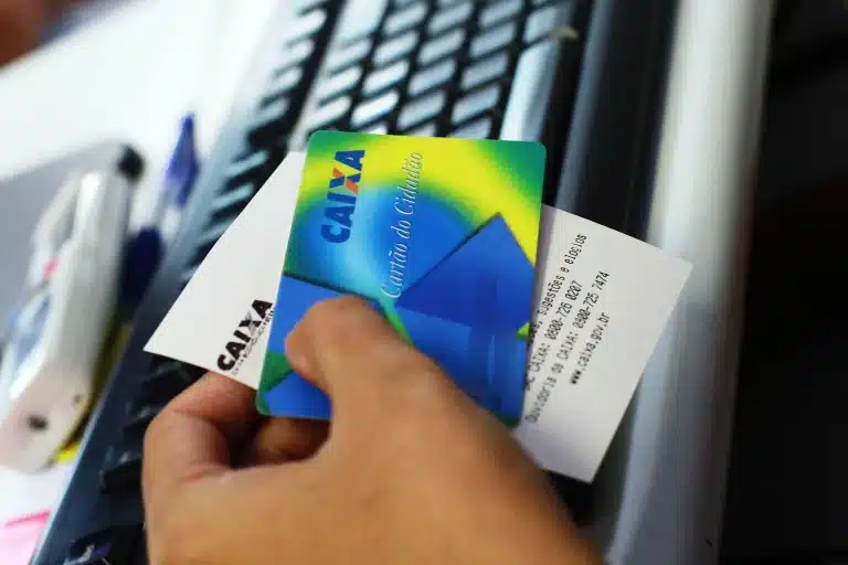 PIS PASEP: Governo propõe liberar pagamento em 2023