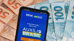 Auxílio Brasil