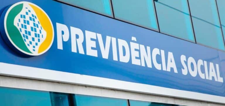 INSS: Aposentado vai receber em dobro neste mês. Veja: