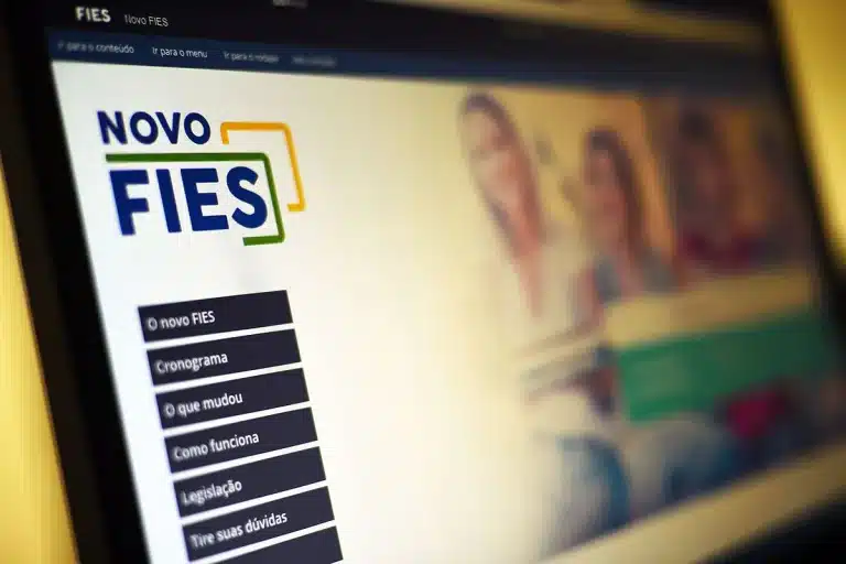 FIES: Programa oferece até 99% de Descontos para Inadimplentes