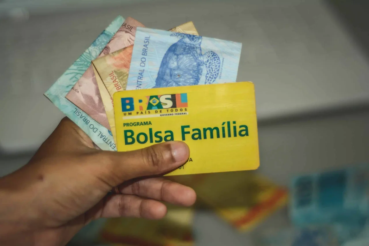 Bolsa Família: Governo faz mudanças excluí milhões de beneficiários