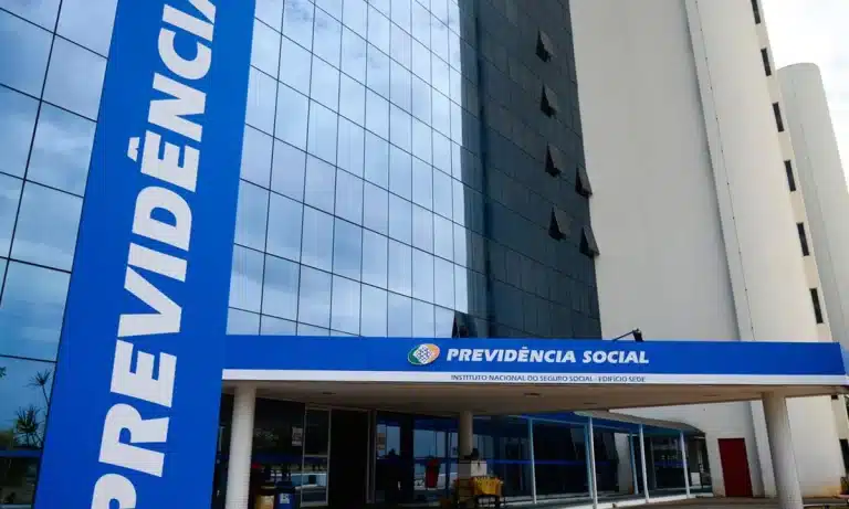 13º salário do INSS: Pagamentos serão antecipados para maio?