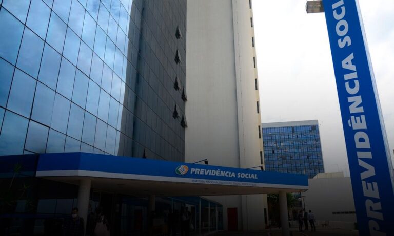 INSS: Veja como solicitar os valores EXTRA   para aposentados e pensionistas