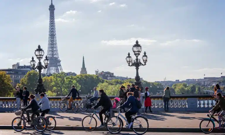 França faz plano bilionário para construir uma das maiores ciclovias do mundo