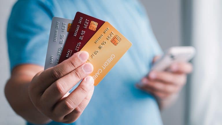 Cartão de crédito para negativados: 7 opções que aprovam mesmo com nome sujo