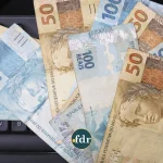 Governo de SP propõe salário mínimo de R$ 1874 agora