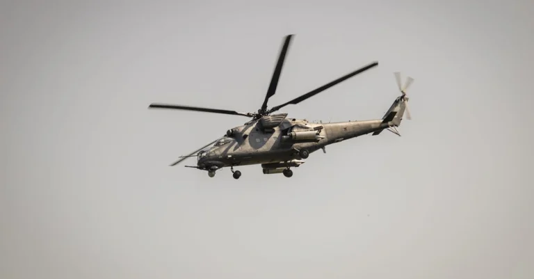 EUA iniciam operação de limpeza de minas no Estreito de Ormuz agora hoje