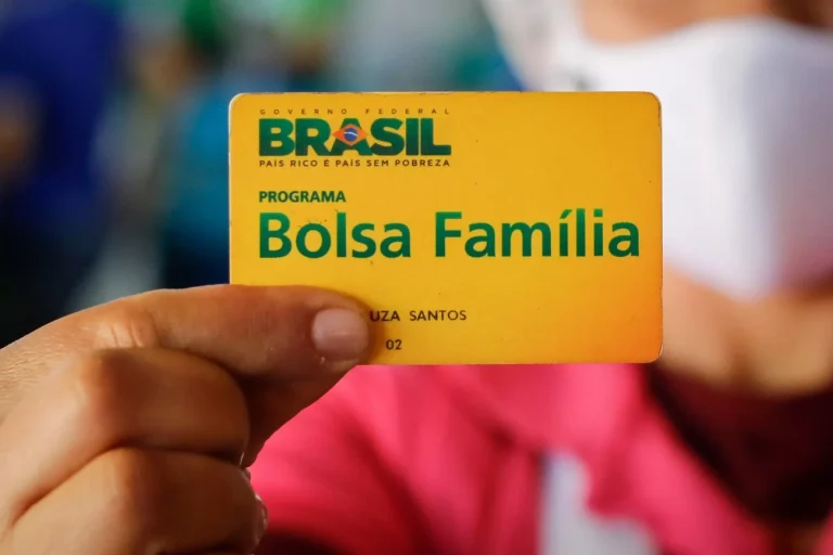 Bolsa Família perde 5 milhões de beneficiários por melhora financeira hoje