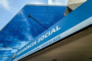 PF lança nova ofensiva contra fraude no INSS, recuperando bilhões por meio de descontos ilegais e operação Sem Desconto