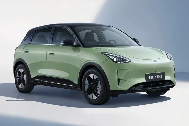 Geely EX2 cai para R$ 99.001 e desafia BYD agora em maio