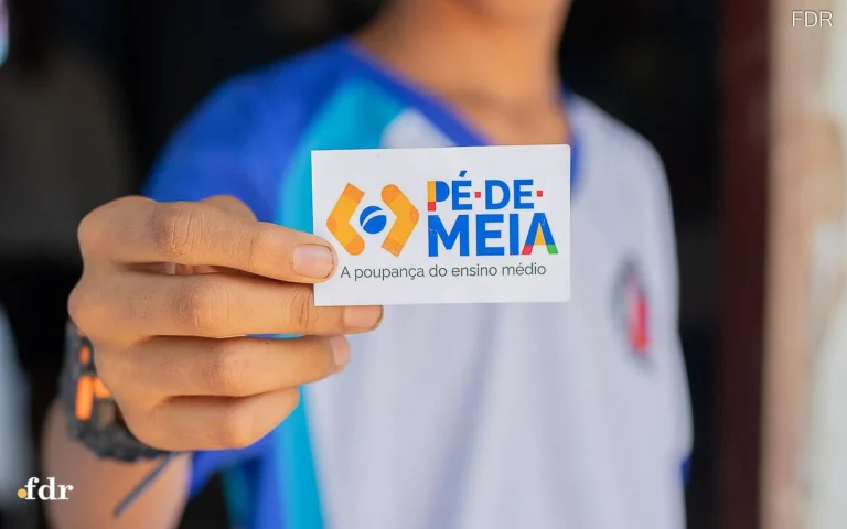 Governo paga R$ 200 para jovens de 14 a 24 anos agora, veja como receber
