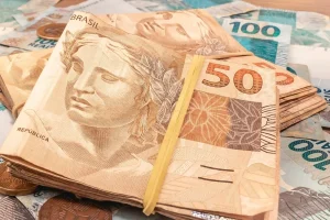 Ministério autoriza bônus de R$ 300 no Bolsa Família de junho; valor extra atinge esta lista de NIS