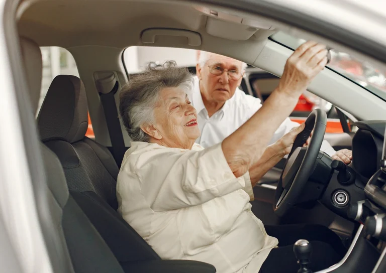 IPI Zero para Idosos: Compre carro seguro e econômico a partir de 60 anos