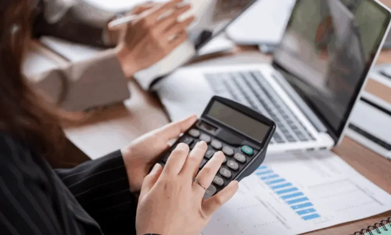 Reforma Tributária: Descubra como evitar multas e penalidades com as novas regras de fiscalização do IBS e CBS