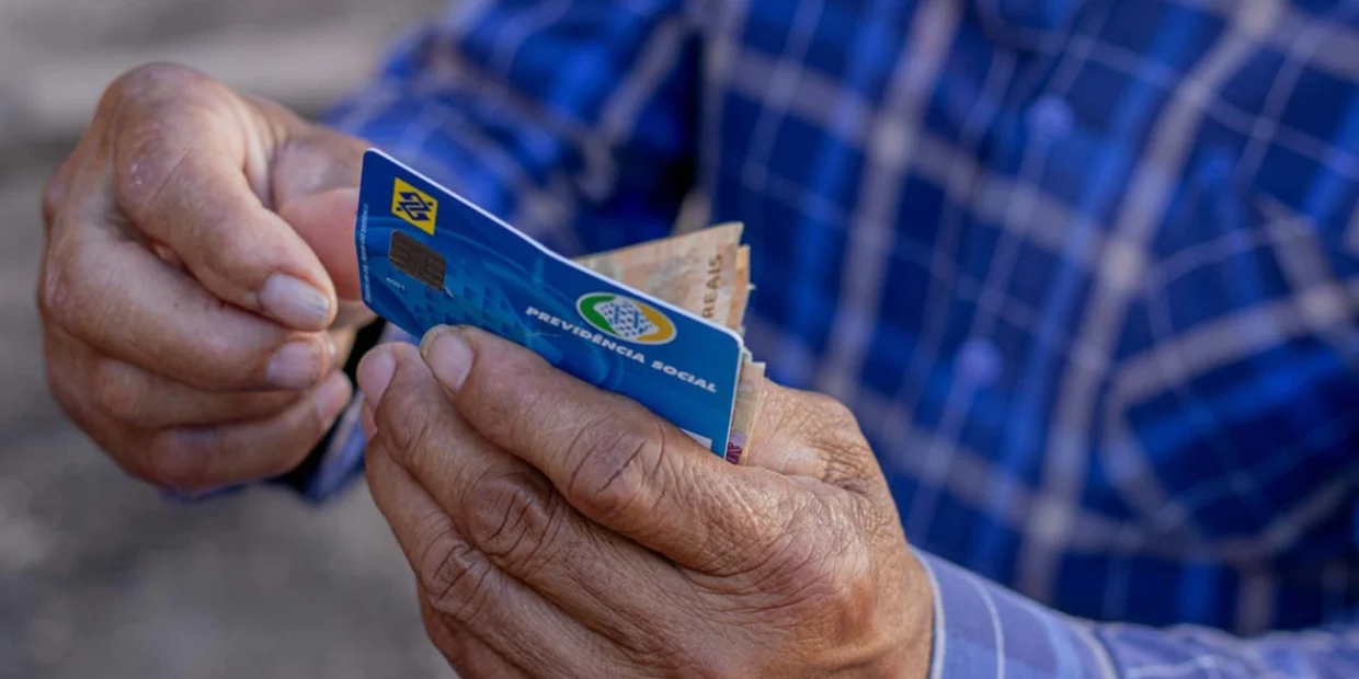 INSS Alerta: 6 Dicas Urgentes para Receber Benefícios Acima do Mínimo sem Atrasos Hoje