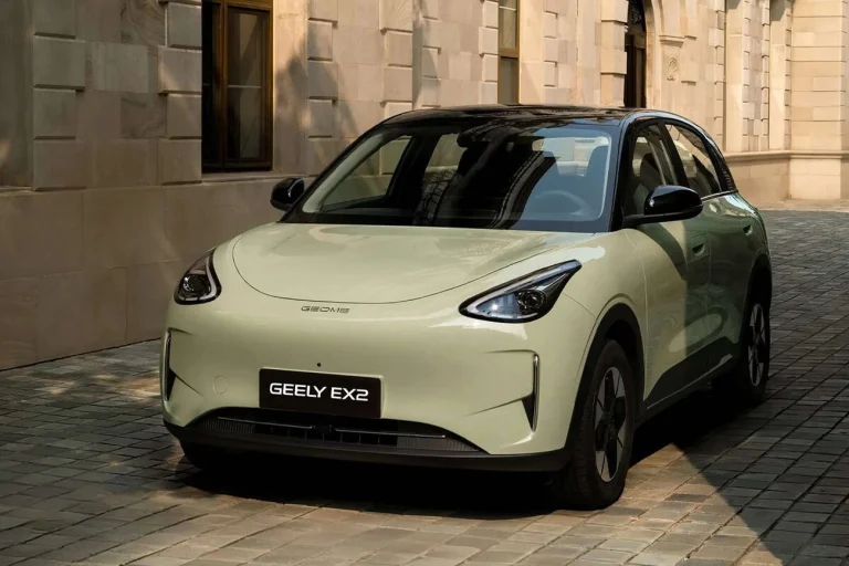 Geely EX2 surpreende com queda de R$ 24 mil e desafia Kwid e Mobi hoje